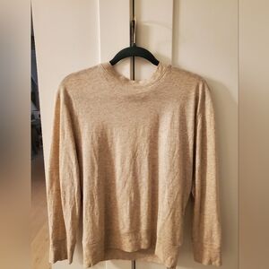 Vince- Ladies Heathered Oatmeal Long Sleeve Tshirt Sz. XS Ptp 20"